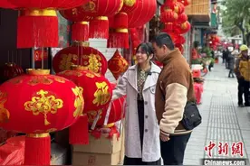 （新春见闻）两岸夫妻在大陆过年：“同一个年味儿”图片