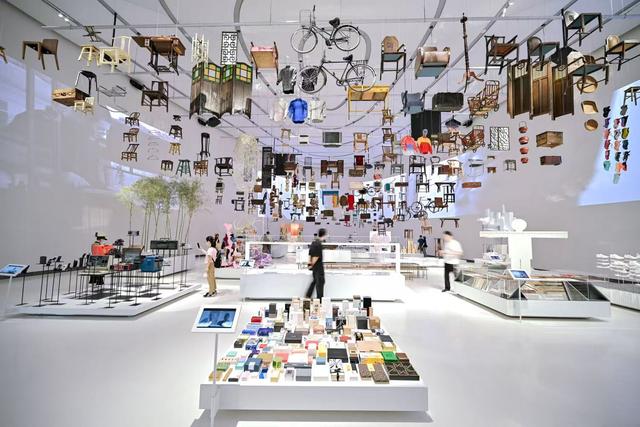 水落石出，这些“石头”里究竟藏着什么？深圳湾文化广场11月23日起正式对公众开放