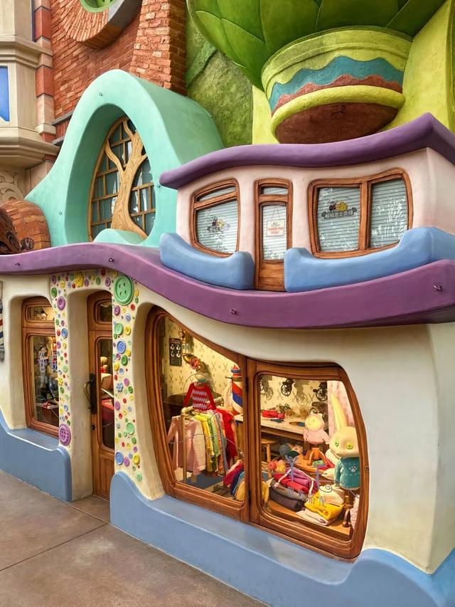 航旅融合 | 《疯狂动物城2》火爆！抽免费往返机票直达主题乐园～