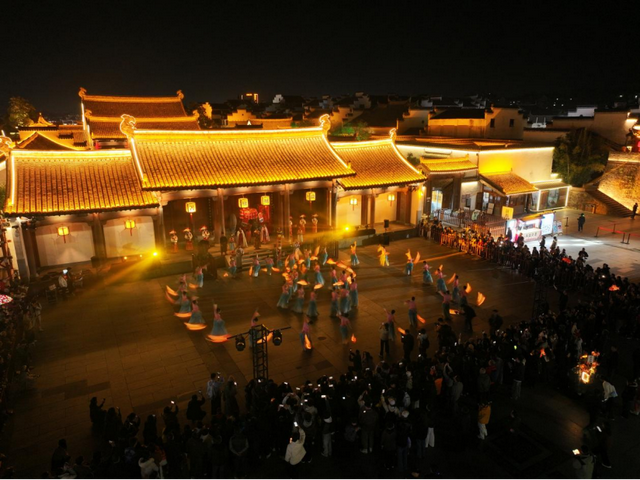 【早安，黄山】黄山东大门综合服务中心项目进入收尾阶段 ‖ 黄山市企业家能力提升工程（徽商学堂）开班