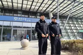 清河站巡逻民警老王：坚守最后一班“春运岗”图片