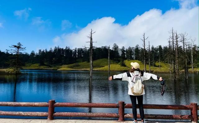 快来瓦屋山徒步！真的很过瘾！