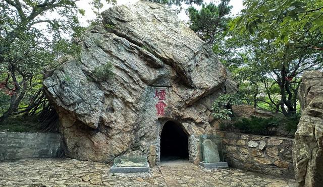 天与海之间的温热休止符：在烟台，泡着温泉看大海