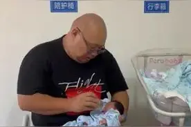 全网关注！女儿出生患重病，“南京胖哥”痛哭求助图片