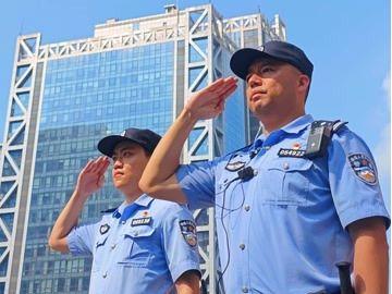 北京日报社区小板报 | 必打卡景点，天安门广场巨型花篮