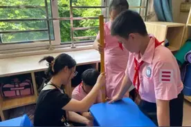 河声丨孩子个头高了，课桌椅要“学会”跟着“长”图片
