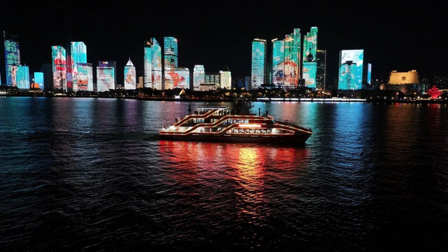 浪漫“升级”！2026第一场夜游就来这儿！把青岛的美“融进”夜色中～