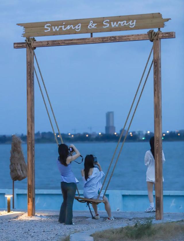 暮色为幕，海风作陪，来丰泽慢品滨海时光~