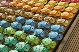 一夜花300多元抽盲袋！你情绪消费了吗？图片