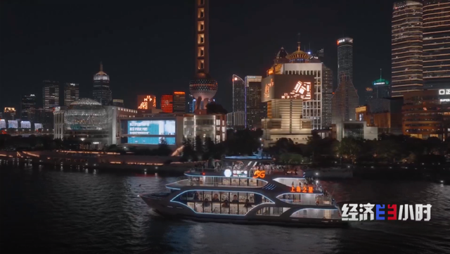 夜经济“黄金4小时” 剧场、游船、艺术展如何点亮城市夜间消费？