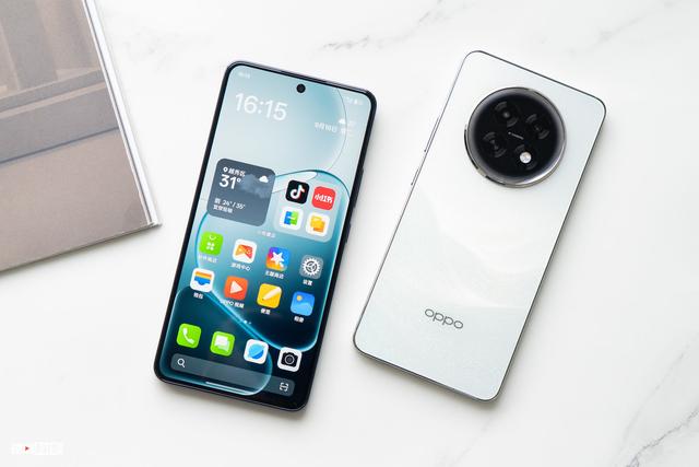 OPPO K13s图赏：外观惊艳，更有轻薄好手感