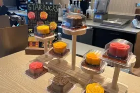 趣玩中秋·封面有礼 | 月饼、蟹卡、奶茶，这些好礼等你来拿图片