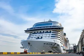 MSC荣耀号开启2025上海母港首航，春节相关航次销售火爆图片