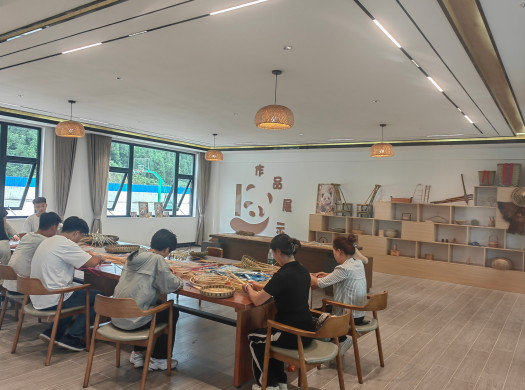 秋假宝藏打卡地｜黄坭镇“滚滚House”：带孩子开启一场竹海奇幻之旅！