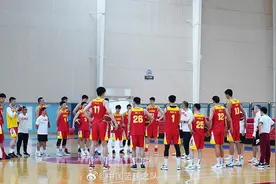 中国男篮新一期集训已开训，张镇麟、崔永熙等人请假图片
