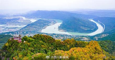 四川广元：山山秋色如画 树树红叶醉人