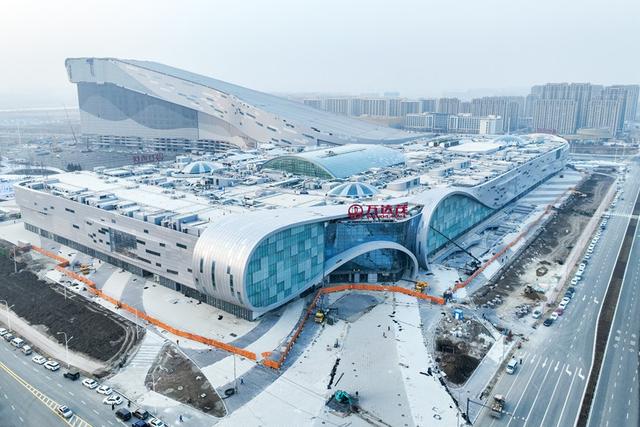 “吉林冰雪焕新季”主题采访行丨破局季节限制 长春万达滑雪场为冰雪经济注入新活力