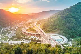 重大工程项目建设火热推进图片