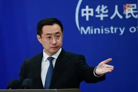 柬埔寨国王西哈莫尼登基20周年  中方：热烈祝贺图片