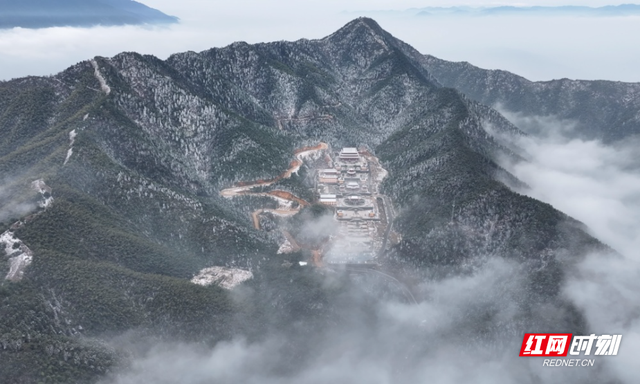 郴州：雪后风景宛如水墨画卷