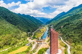 开放体育馆、市民腾出家……节假日住宿难题还有哪些解法？图片