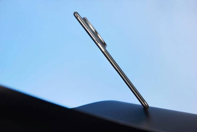 1999 元的 moto Air 手机，为什么比 iPhone Air 更香？