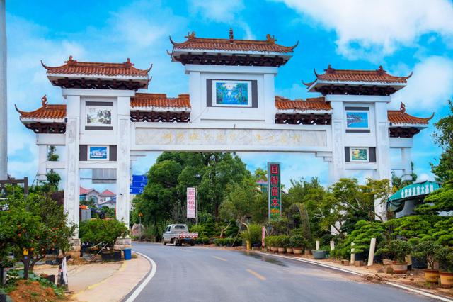 看烟花、观花海、造微缩园林......去柏加镇感受8种趣味玩法