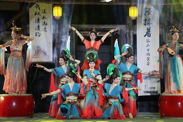 “悦遵义·SuiYang 诗意田园”之诗潮市集消费活动在绥阳启幕