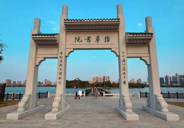 来江西书院赏秋，聆听穿越千年的风雅颂！