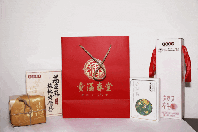人气爆棚！上海这场网红活动吸引近万人参加！纪念文创、演出门票等你赢…扫码即刻加入！