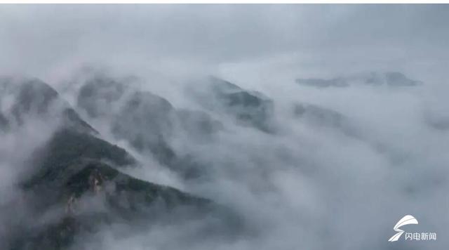 组图丨看到雨后的泰山，才知道原来水墨画是写实的！