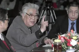 于洋的真实经历比电影还精彩：与发小拜把子，孤身冲进土匪窝图片