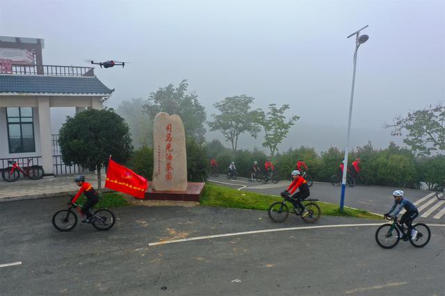 14载中秋车轮情：光山骑行者团圆路上的绿色传承