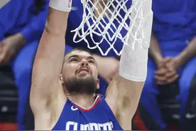 （体育）篮球——NBA常规赛：快船胜太阳图片