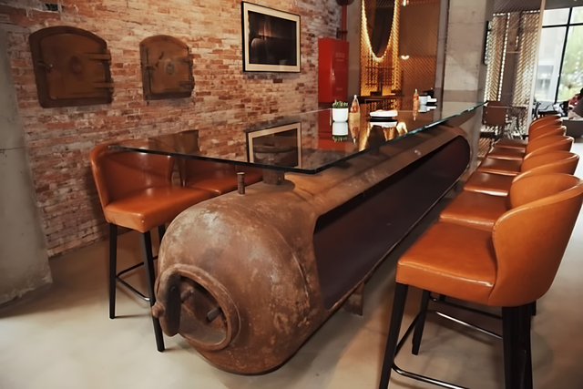 33米超高岩壁攀岩、6款精酿配吊炉烧烤，还有厂房Loft……