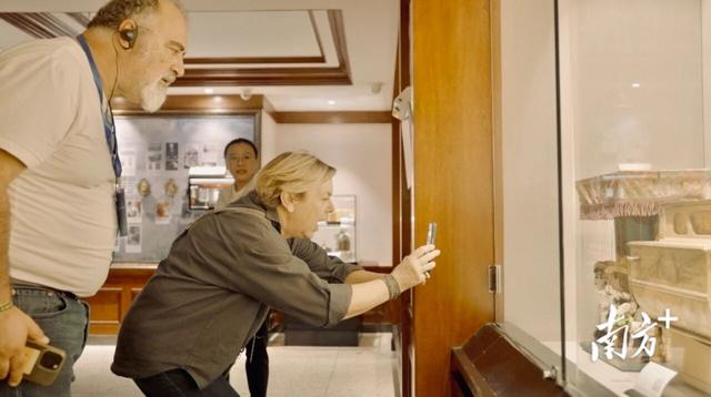 32名外籍媒体嘉宾走进“醉美阳东”，沉浸式感受刀剪漆艺的千年魅力