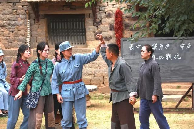 “乡土中国”的新时代叙事：一个县域旅游的十年崛起