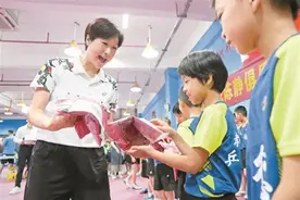 宝安孝德学校入选广东省乒乓球羽毛球特色校图片