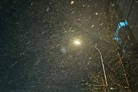 气象部门分析“北京突然下雪”原因图片