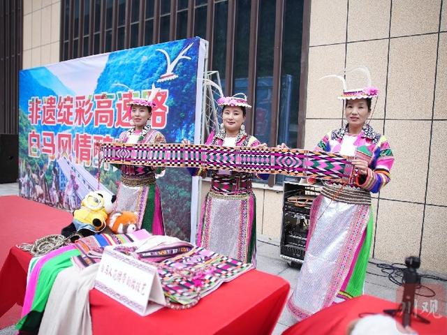 九绵高速即将全线通车 沿线群众的“旅游饭”越吃越香