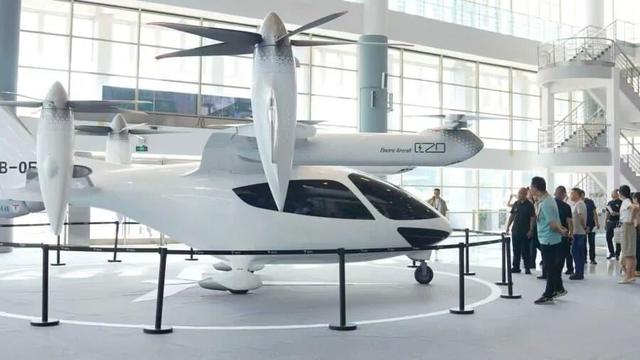 2025低空经济发展大会在安徽芜湖盛大开幕 全球目光聚焦低空经济创新实践