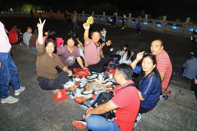 登高迎重阳！今夜，增城近3000人登高蕉石岭！