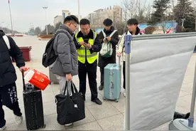 校门口乘公交直达火车站！烟台公交集团开通学生返乡送站定制专线图片