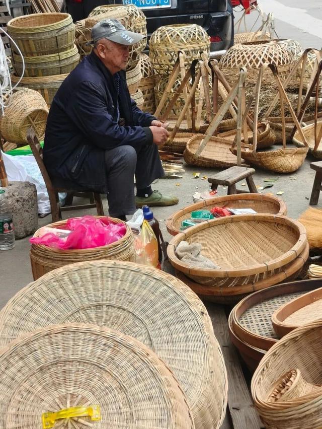 又赶“闹子”了，这次去转修仁街