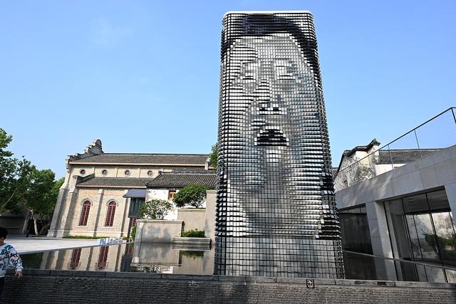 “工位主理人”的诗和远方：“时尚古镇”嘉兴濮院