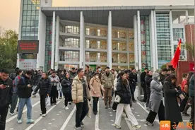 鹤壁市圆满完成2025年公务员考录笔试任务图片