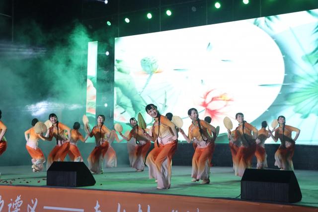 多彩贵州外宣交流汇｜赤水“村迪”出圈记：山水之间，全民共舞