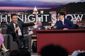 张斯纲赞赵少康上《贺珑夜夜秀》效果佳，预言“几万票移动”图片