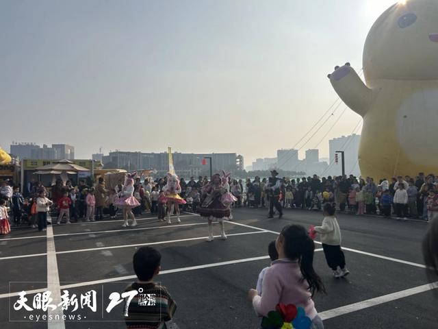 单日消费收入破10万元 花溪湖奶龙主题乐园以沉浸式体验激活亲子文旅消费