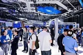 2024上海世界移动通信大会举行 云迹科技携手中国移动聚焦5G科技前沿创新图片